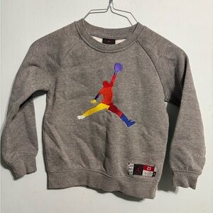 Nike Air Jordan crew neck sweatshirt pullover rainbow colorway boys size small